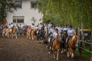 Gelungene Jubiläumsfeier und Fohlenchampionat auf dem Talhof